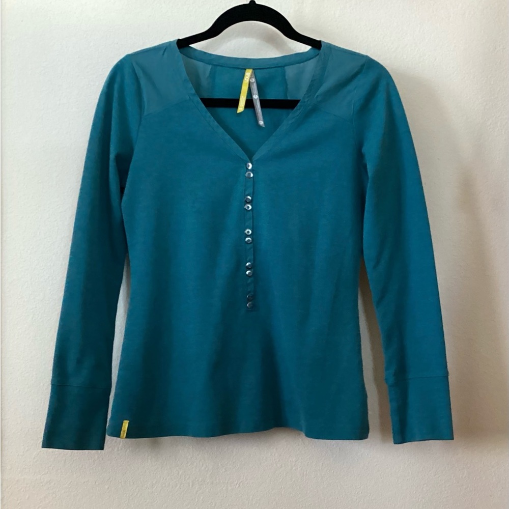 Lole Women’s Long Sleeve Pullover Top Size M Color Blue Organic Cotton